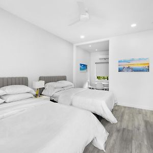 Studio Two Double Beds